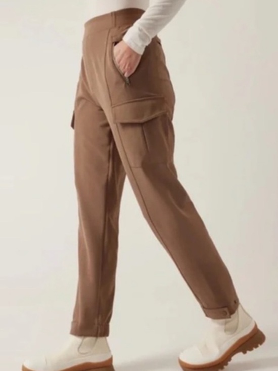 Athleta Pants - Athleta Endless High Rise Cargo Pants Joggers Tan Size 8